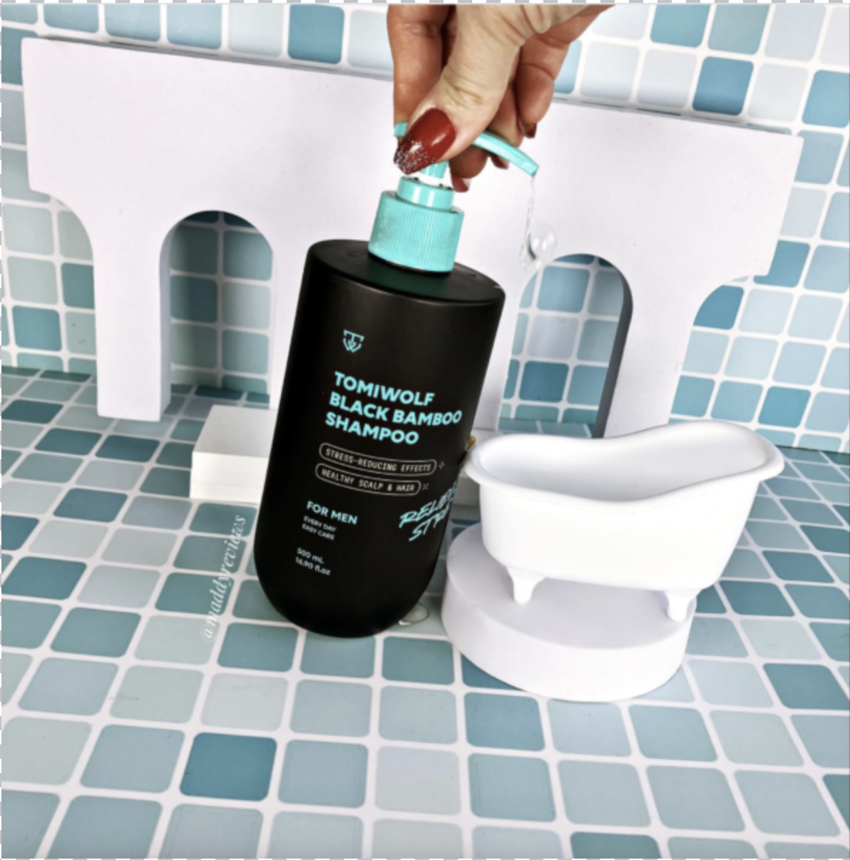 Black-Bamboo-Shampoo-Hair-Growth-Healthy-Scalp-Stress-relief-sample